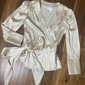 Diane Von Furstenberg Cream 'Ariana' Wrap Blouse sz 6